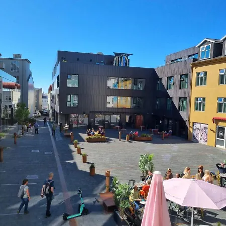 Alfred's Premium Klapparstigur * Reykjavik